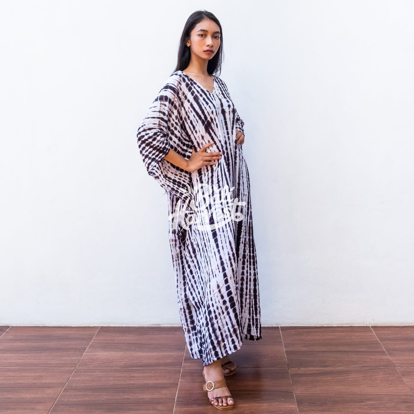 Tie Dye Kaftan Resort Dress (White Black)