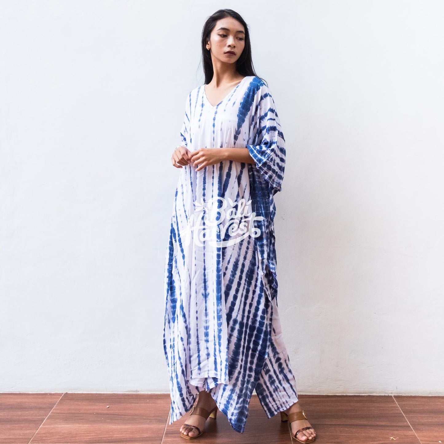 Tie Dye Kaftan Resort Dress (White Navy)