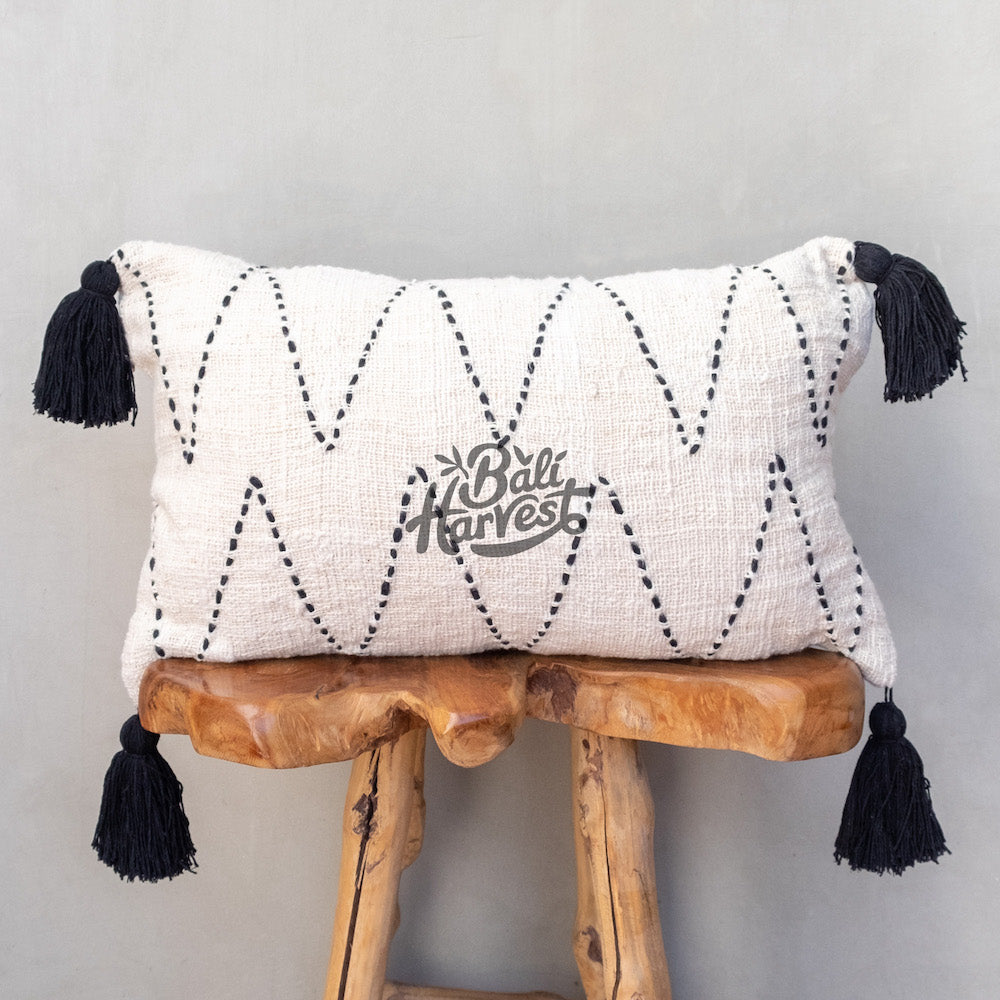 Boho Cushion Cover / Throw Pillow (Triangle Tassel Lumbar)