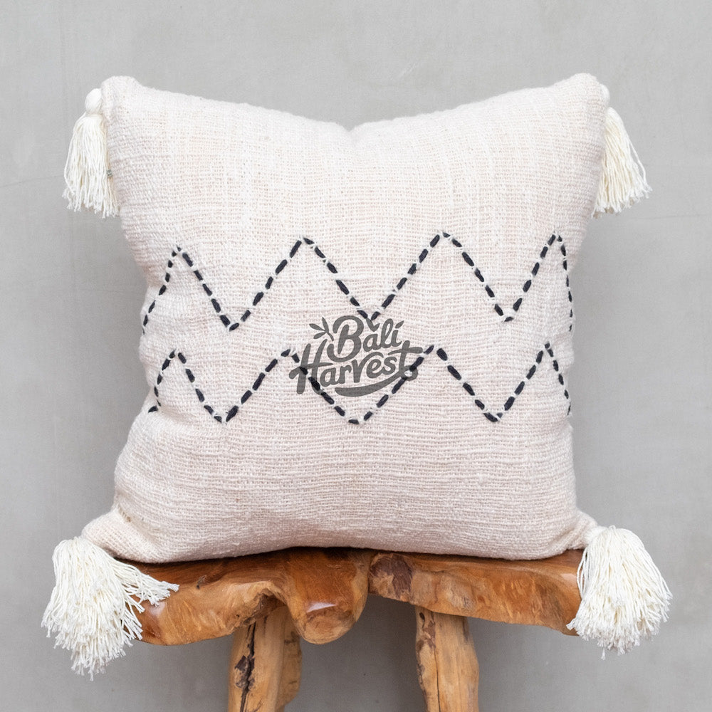 Boho Cushion Cover / Throw Pillow (ZigZag Tassel)